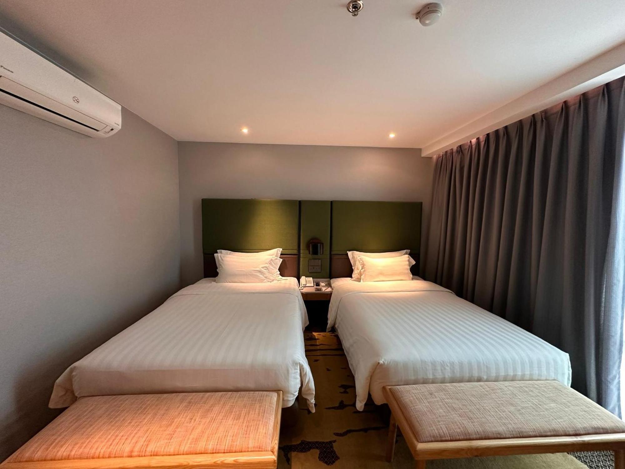 King Park Hotel Kota Kinabalu Extérieur photo